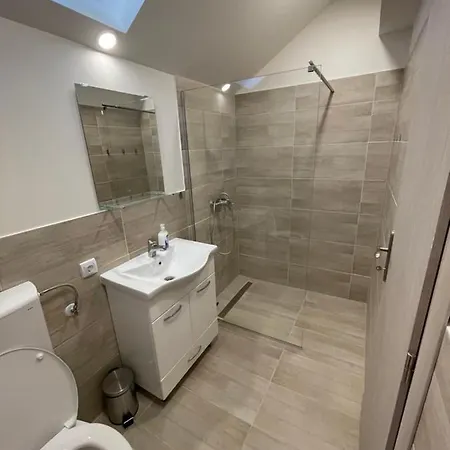 Ferienhaus Mountain Heart House Petrovac