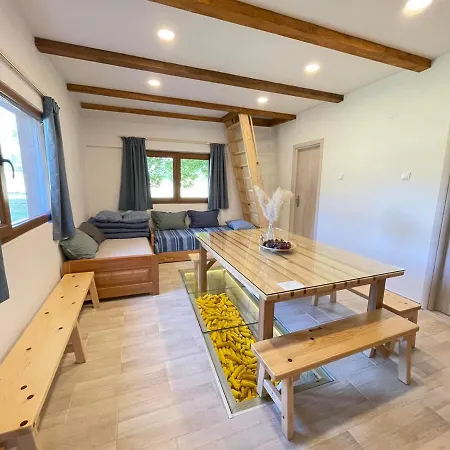 Mountain Heart House 度假居 Petrovac